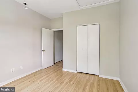 Bedroom - 400 15th St SE, Washington, DC 20003 photo 2 of 4
