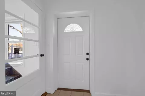 Entry Way - 400 15th St SE, Washington, DC 20003 photo 1 of 8
