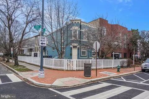 400 15th St SE, Washington, DC 20003