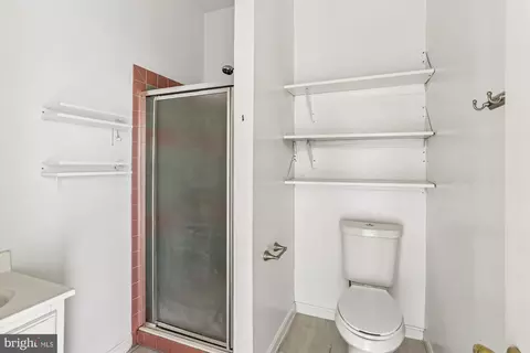 Bath - 400 15th St SE, Washington, DC 20003 photo 6 of 6