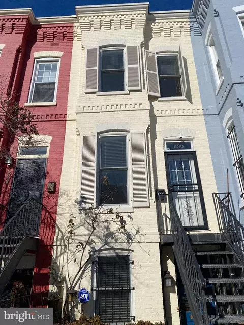 630 C St SE, Washington, DC 20003