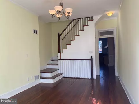 Living - 630 C St SE, Washington, DC 20003 photo 3 of 5