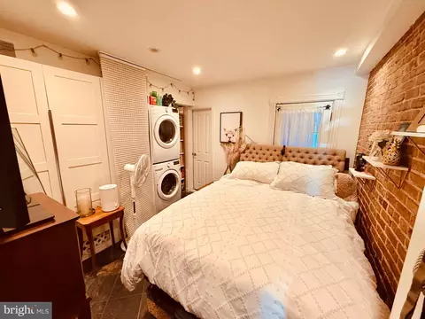 Bedroom - 630 C St SE, Washington, DC 20003 photo 6 of 7