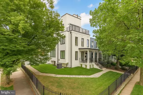1631 G St SE, Washington, DC 20003