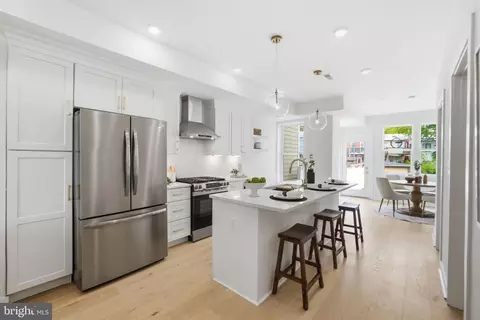 Kitchen - 220 V St NE, Washington, DC 20002 photo 3 of 4
