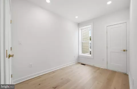 Other - 220 V St NE, Washington, DC 20002 photo 4 of 7