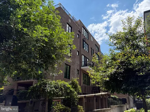 4004 Edmunds St NW #7, Washington, DC 20007