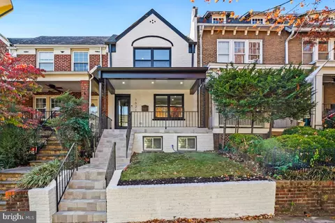 1621 D St NE, Washington, DC 20002