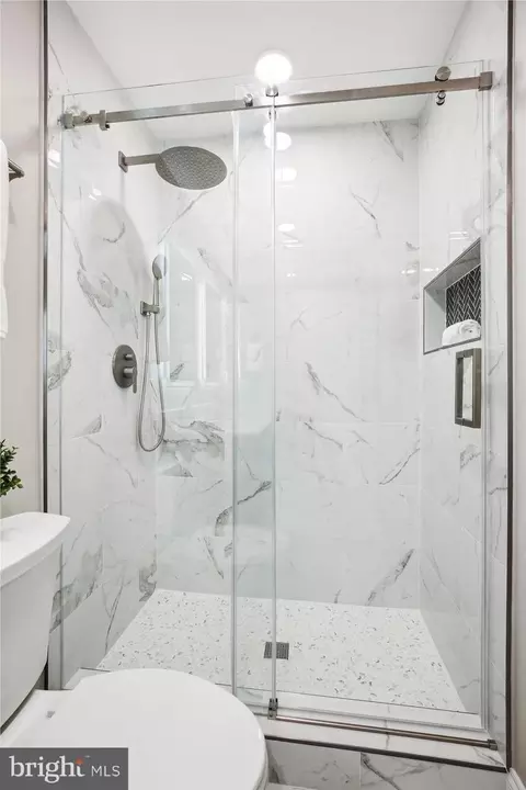 Bath - 329 15th St NE, Washington, DC 20002 photo 5 of 9