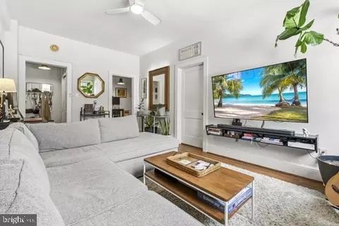 3026 Porter St NW #101, Washington, DC 20008