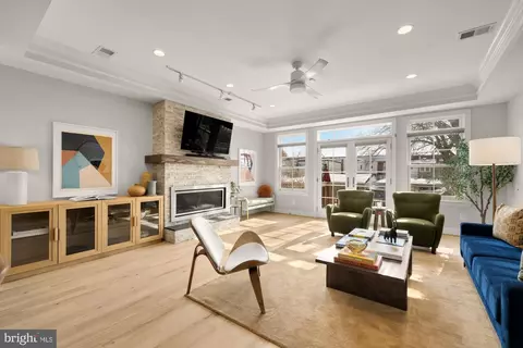 54 W Street St NW, Washington, DC 20001