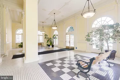 3420 16th St NW #102, Washington, DC 20010