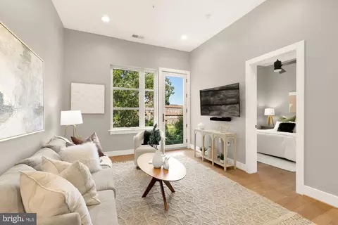 4308 Georgia Ave NW #404, Washington, DC 20011