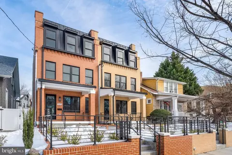 4411 12 Illinois Ave NW, Washington, DC 20011