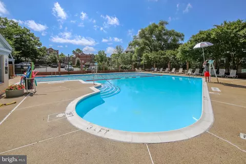 3750 39th St NW #C147, Washington, DC 20016