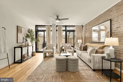 363 N Street St SW #363, Washington, DC 20024