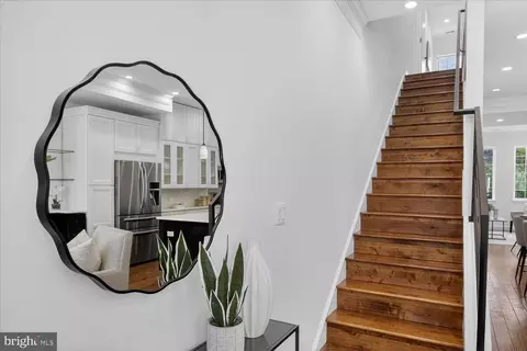 612 9th St NE, Washington, DC 20002 photo 11