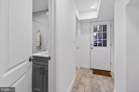 612 9th St NE, Washington, DC 20002 photo 30