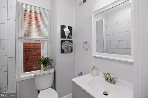 Bath - Undisclosed, Washington, DC 20002 photo 2 of 3
