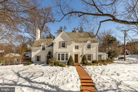 4501 47th St NW, Washington, DC 20016