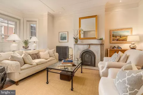 Living - 115 7th St NE, Washington, DC 20002 photo 1 of 1