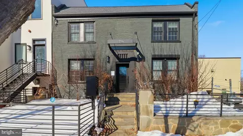 716 Kearny St NE #5, Washington, DC 20017