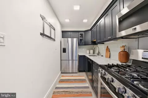 1245 4th St SW #E805, Washington, DC 20024 photo 11