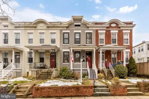 313 14th St NE, Washington, DC 20002