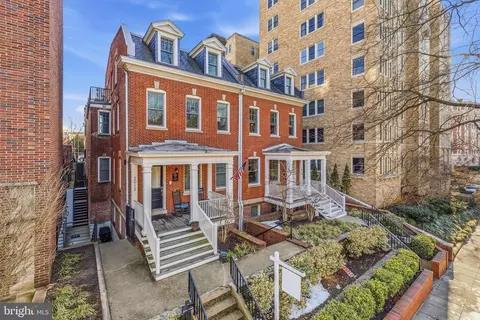 2012 NW Kalorama Rd NW #8, Washington, DC 20009