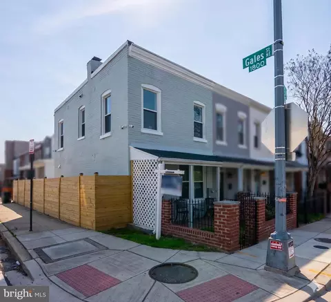 633 18th St NE, Washington, DC 20002