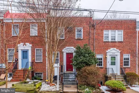 2018 Tunlaw Rd NW, Washington, DC 20007