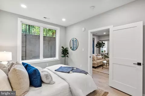 Bedroom - 2019 M St NE #1, Washington, DC 20002 photo 3 of 5