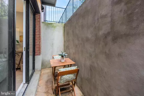 Exterior - 2019 M St NE #1, Washington, DC 20002 photo 3 of 4