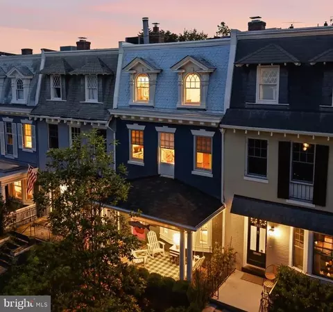 2828 27th St NW, Washington, DC 20008