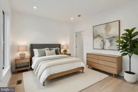 Bedroom - 55 P St NW, Washington, DC 20001 photo 1 of 7