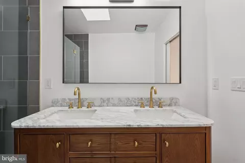 Bath - 55 P St NW, Washington, DC 20001 photo 5 of 6