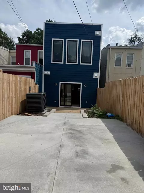 Exterior - 55 P St NW, Washington, DC 20001 photo 5 of 8