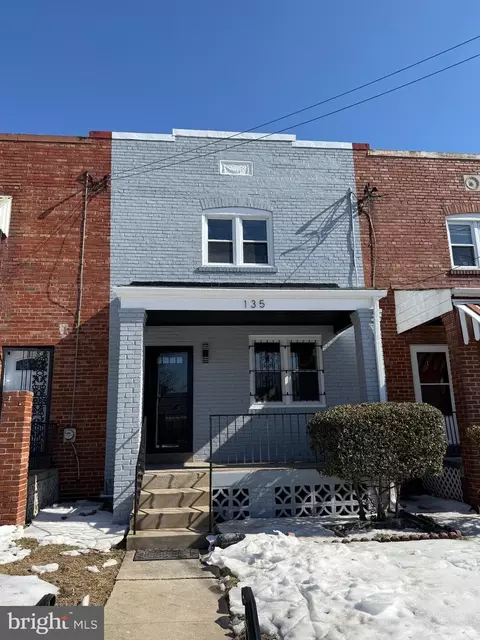 135 47th St NE, Washington, DC 20019