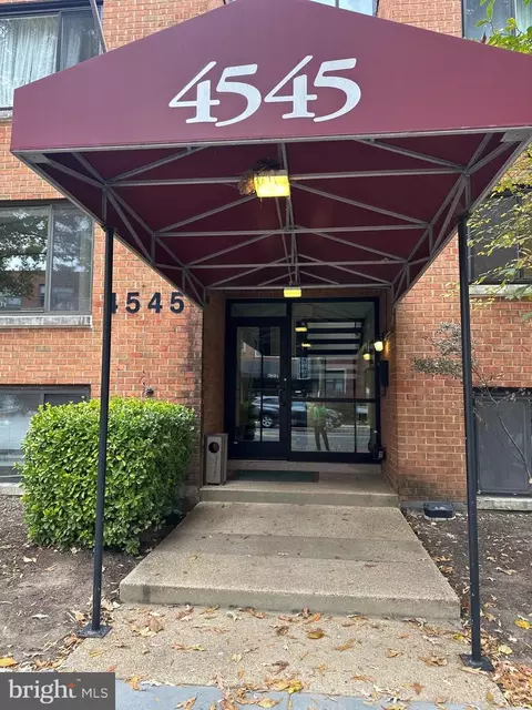4545 Macarthur Blvd NW #G5, Washington, DC 20007