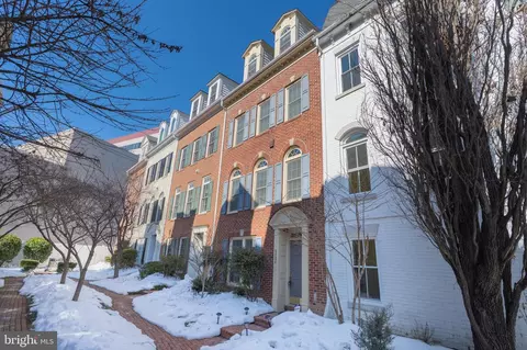 5326 43rd St NW, Washington, DC 20015