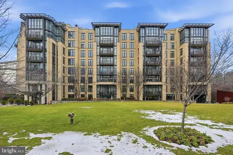 4301 Military Rd NW #306, Washington, DC 20015