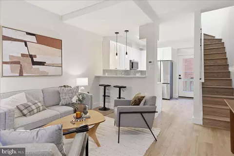 820 13th St NE, Washington, DC 20002