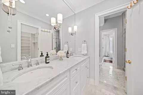 2012 Hillyer Pl NW, Washington, DC 20009 photo 15