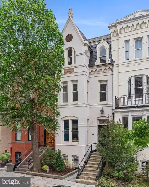 2012 Hillyer Pl NW, Washington, DC 20009