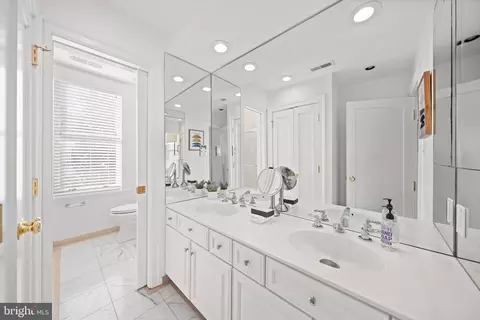 2012 Hillyer Pl NW, Washington, DC 20009 photo 26
