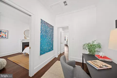 2012 Hillyer Pl NW, Washington, DC 20009 photo 24