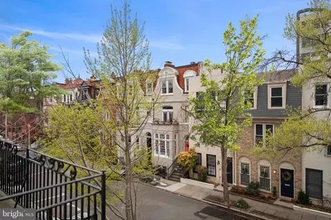 2012 Hillyer Pl NW, Washington, DC 20009 photo 34
