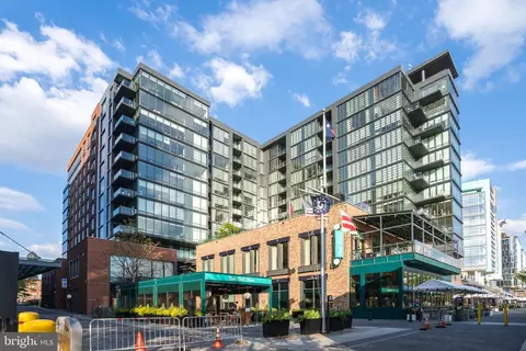 45 Sutton Sq SW #503, Washington, DC 20024 photo 44
