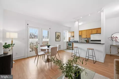 3426 16th St NW #306, Washington, DC 20010