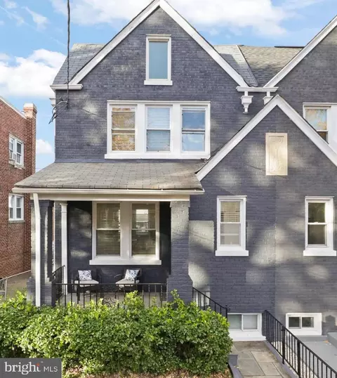 521 Quintana Pl NW, Washington, DC 20011